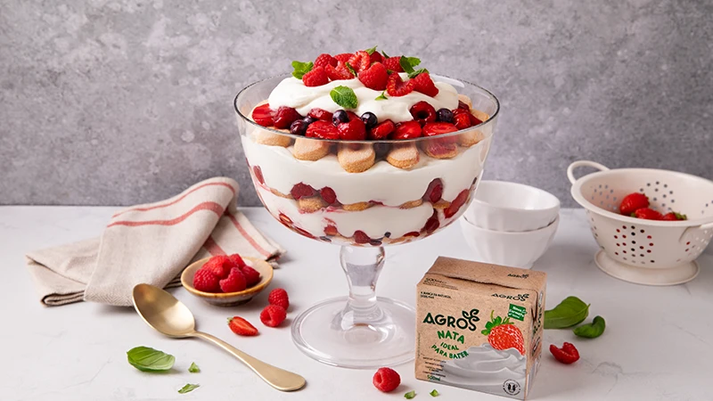 Trifle de frutos vermelhos